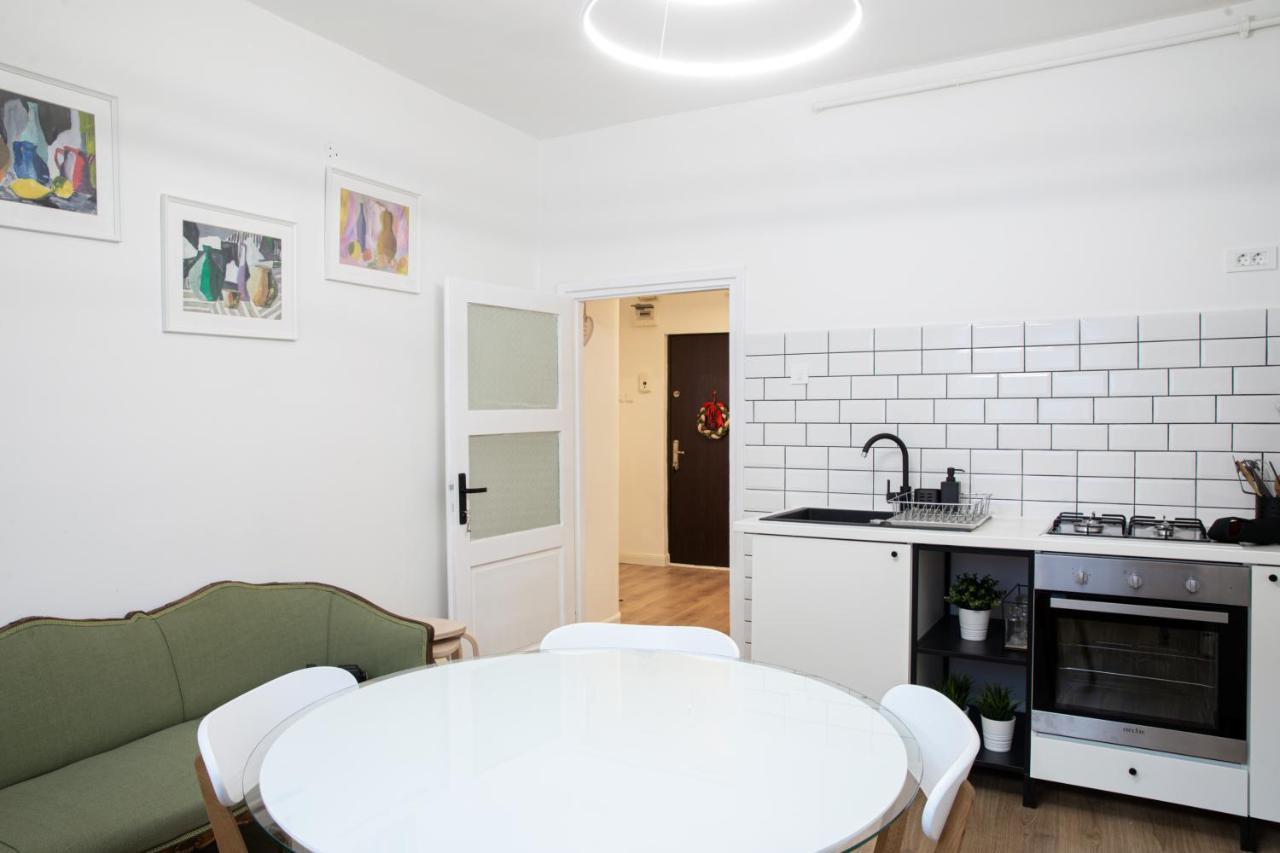 Apartament Agnes Braşov Esterno foto