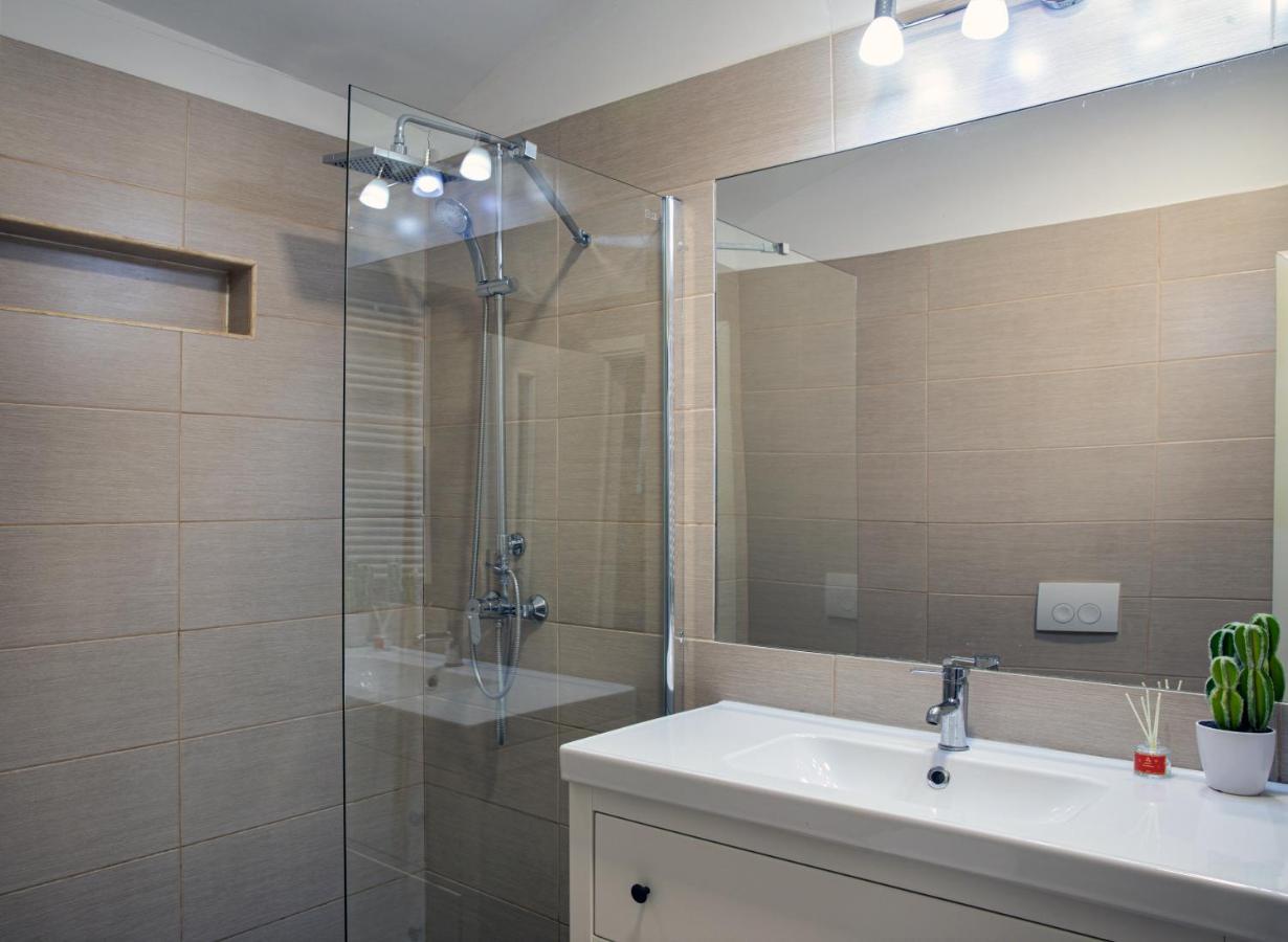 Apartament Agnes Braşov Esterno foto